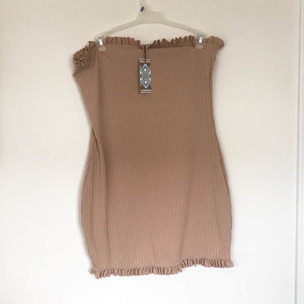 Boohoo strapless dress